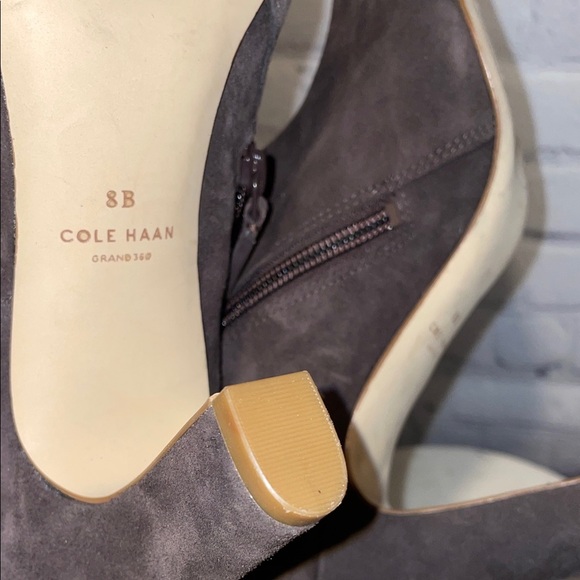 Cole Haan Dark Brown Suede Heeled Boots Sz 8 NWOB - Picture 6 of 10